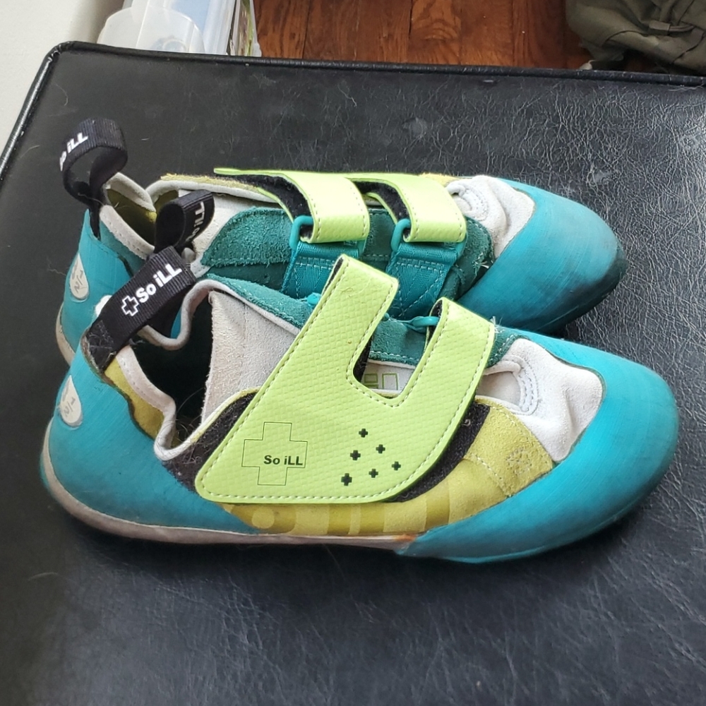 So iLL Climbing Shoes Unisex Sizing 8.5M 9.5W